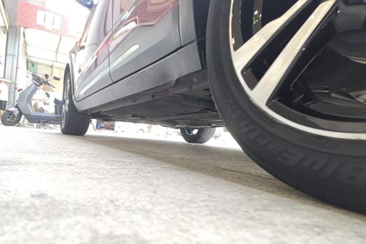 Used Nissan Kicks 2019 1.5L CVT Cool Enjoy Edition Left Side Sill