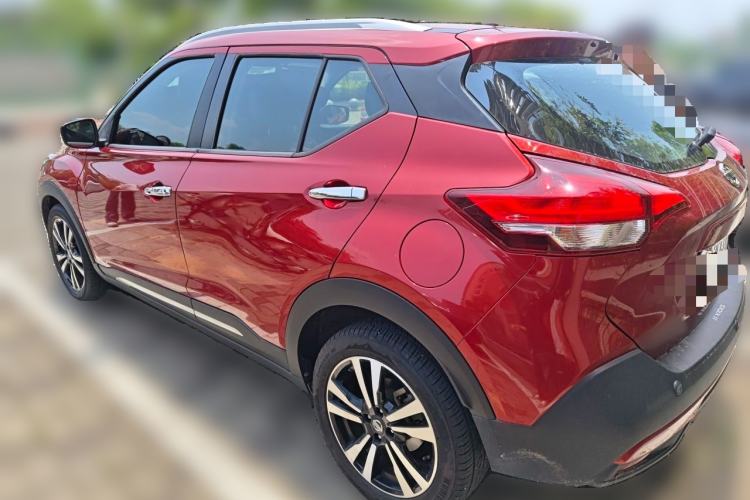 Used Nissan Kicks 2019 1.5L CVT Smart Connect Luxury Edition Rear Left 45 Deg