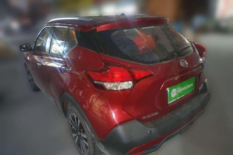Used Nissan Kicks 2019 1.5L CVT Smart Connect Luxury Edition Rear Left 45 Deg