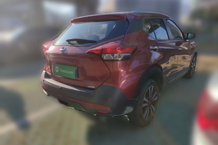 Used Nissan Kicks 2019 1.5L CVT Smart Connect Luxury Edition Rear Right 45 Deg