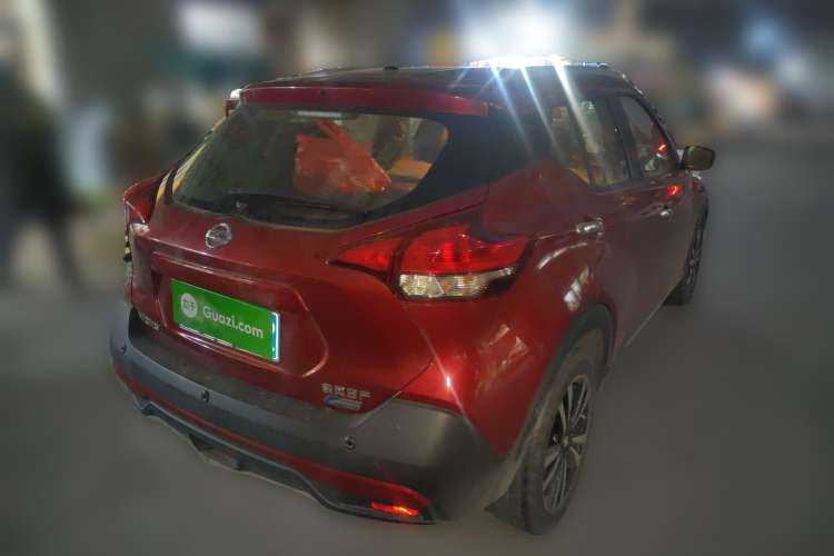 Used Nissan Kicks 2019 1.5L CVT Smart Connect Luxury Edition Rear Right 45 Deg