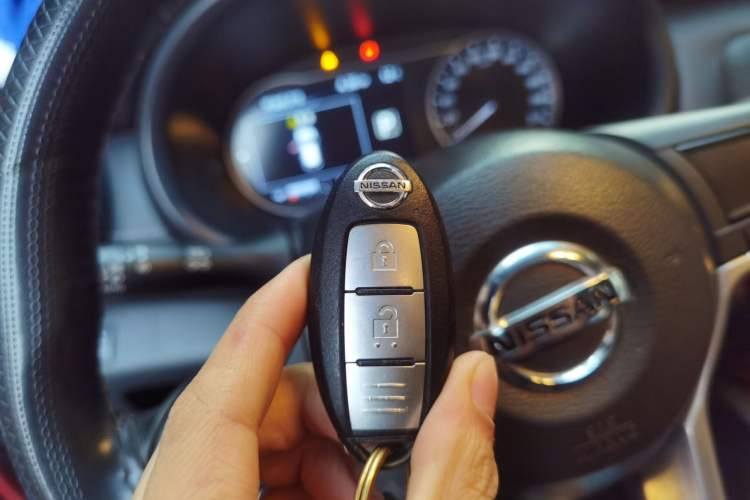 Used Nissan Kicks 2019 1.5L CVT Smart Connect Luxury Edition Vehicle Key