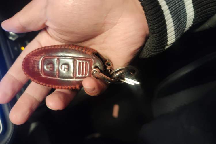 Used Nissan Kicks 2019 1.5L CVT Smart Connect Luxury Edition Vehicle Key