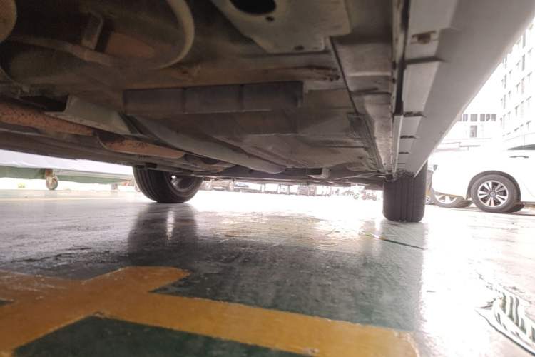 Used Nissan Kicks 2019 1.5L CVT Smart Connect Luxury Edition Chassis Rear Right