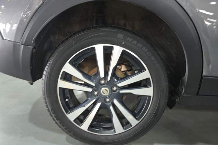 Used Nissan Kicks 2019 1.5L CVT Cool Enjoy Edition Right Rear Wheel Hub