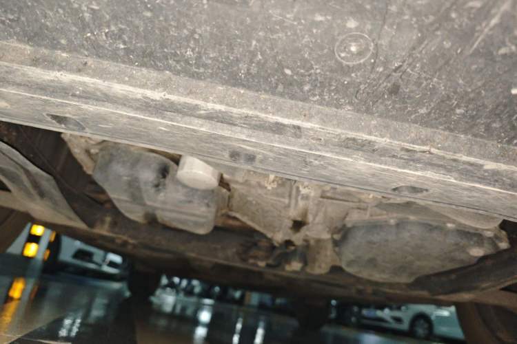 Used Nissan Kicks 2019 1.5L CVT Smart Connect Luxury Edition Chassis Front