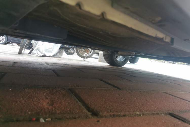 Used Nissan Kicks 2019 1.5L CVT Smart Connect Luxury Edition Chassis Front Left