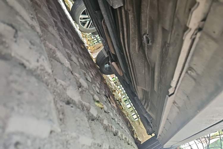 Used Nissan Kicks 2019 1.5L CVT Smart Connect Luxury Edition Chassis Front Left