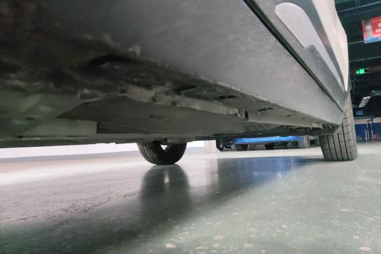 Used Nissan Kicks 2019 1.5L CVT Smart Connect Luxury Edition Chassis Front Left