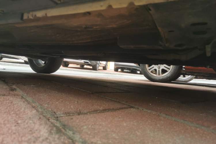 Used Nissan Kicks 2019 1.5L CVT Smart Connect Luxury Edition Chassis Front Right