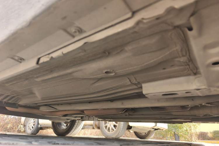 Used Nissan Kicks 2019 1.5L CVT Smart Connect Luxury Edition Chassis Front Right