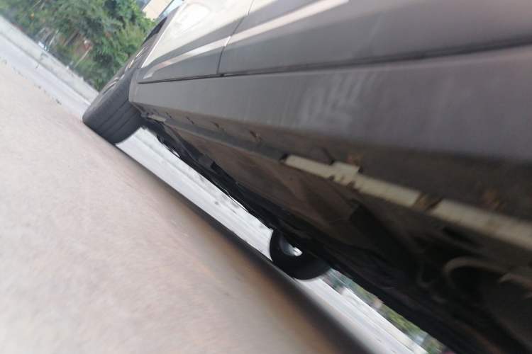 Used Nissan Kicks 2019 1.5L CVT Smart Connect Luxury Edition Chassis Rear Left