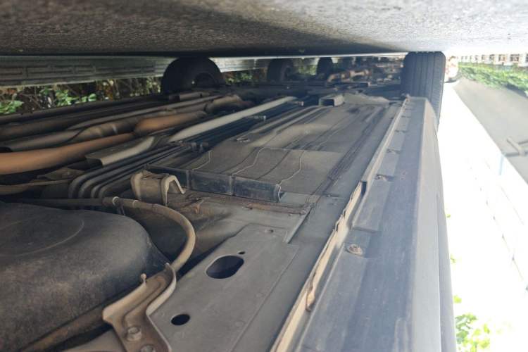 Used Nissan Kicks 2019 1.5L Manual Cool Edition Chassis Rear Left