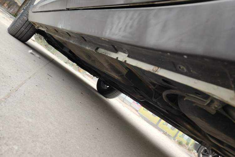 Used Nissan Kicks 2019 1.5L CVT Smart Connect Luxury Edition Chassis Rear Left