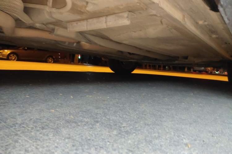 Used Nissan Kicks 2019 1.5L CVT Smart Connect Luxury Edition Chassis Rear Right