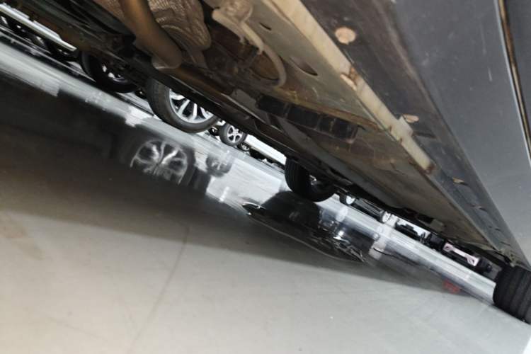 Used Nissan Kicks 2019 1.5L CVT Smart Connect Luxury Edition Chassis Rear Right