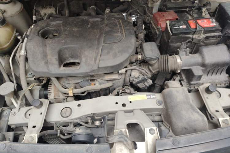 Used Nissan Kicks 2019 1.5L CVT Smart Connect Luxury Edition Engine Bay