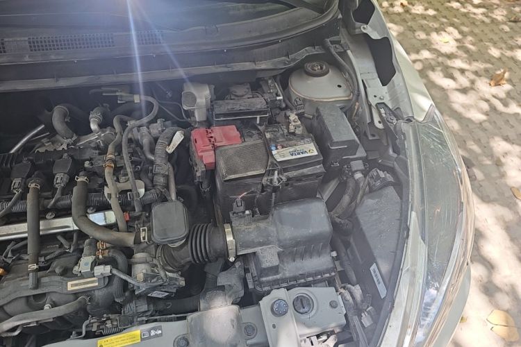 Used Nissan Kicks 2019 1.5L CVT Smart Connect Luxury Edition Engine Bay Left