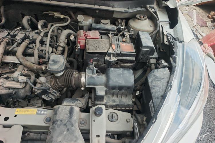 Used Nissan Kicks 2019 1.5L CVT Cool Enjoy Edition Engine Bay Left