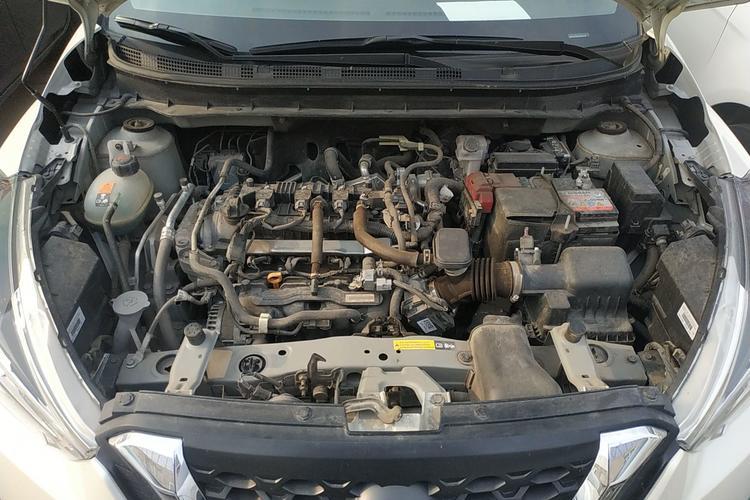 Used Nissan Kicks 2019 1.5L Manual Cool Edition Engine Bay