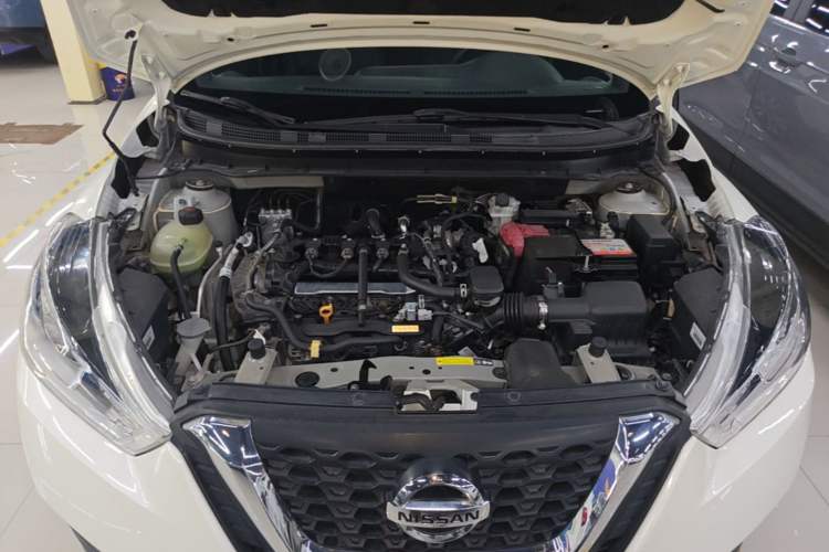 Used Nissan Kicks 2019 1.5L CVT Smart Connect Luxury Edition Engine Bay
