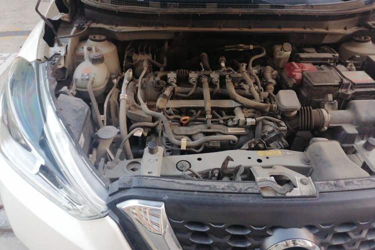 Used Nissan Kicks 2019 1.5L CVT Smart Connect Luxury Edition Engine Bay Right