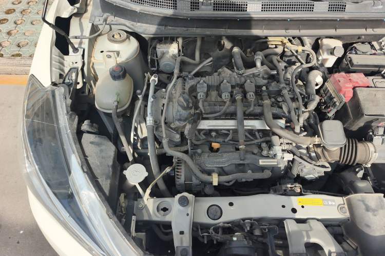 Used Nissan Kicks 2019 1.5L CVT Smart Connect Luxury Edition Engine Bay Right