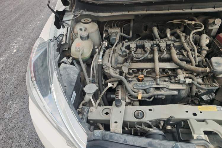 Used Nissan Kicks 2019 1.5L CVT Cool Enjoy Edition Engine Bay Right