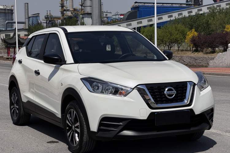 Used Nissan Kicks 2019 1.5L Manual Cool Edition Exterior 1