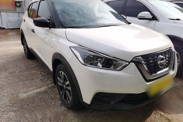 Used Nissan Kicks 2019 1.5L Manual Cool Edition Exterior 2