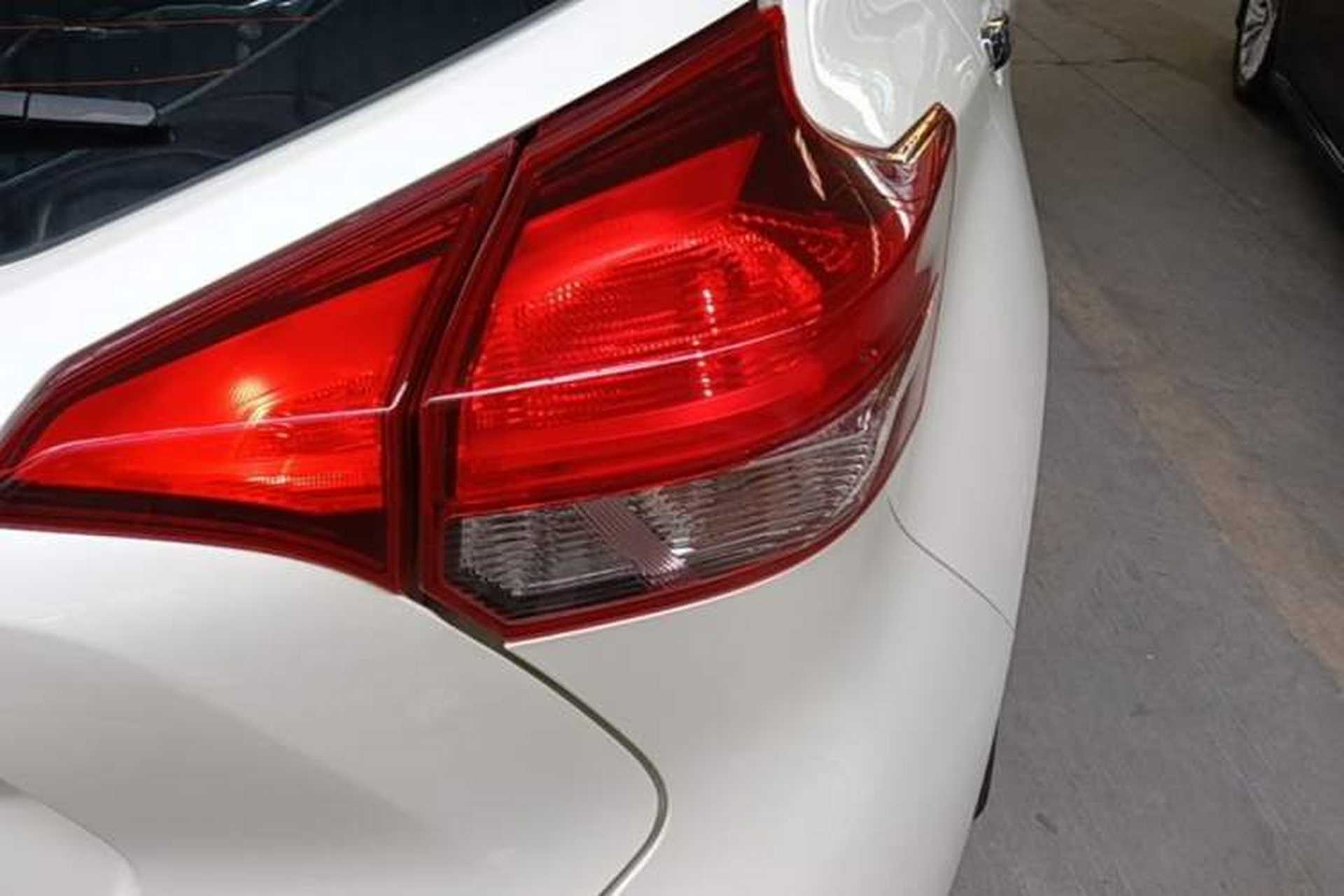 Used Nissan Kicks 2019 1.5L CVT Smart Connect Luxury Edition Exterior 3