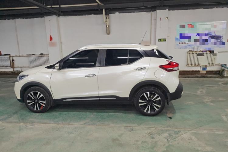 Used Nissan Kicks 2019 1.5L CVT Smart Connect Luxury Edition Exterior 6