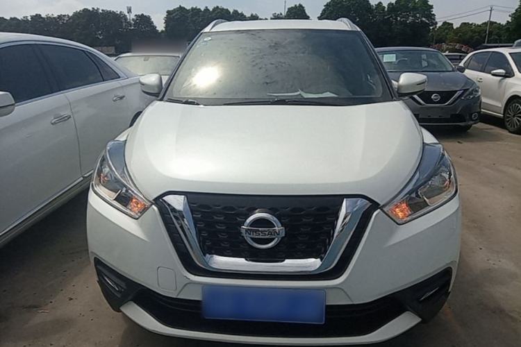 Used Nissan Kicks 2019 1.5L CVT Smart Connect Luxury Edition Front