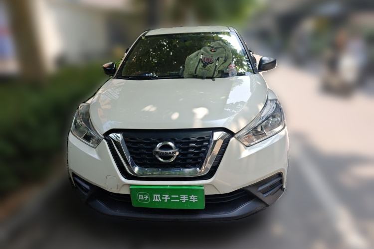 Used Nissan Kicks 2019 1.5L Manual Cool Edition Front