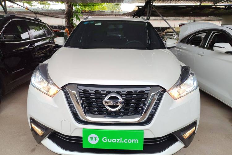 Used Nissan Kicks 2019 1.5L CVT Smart Connect Luxury Edition Front
