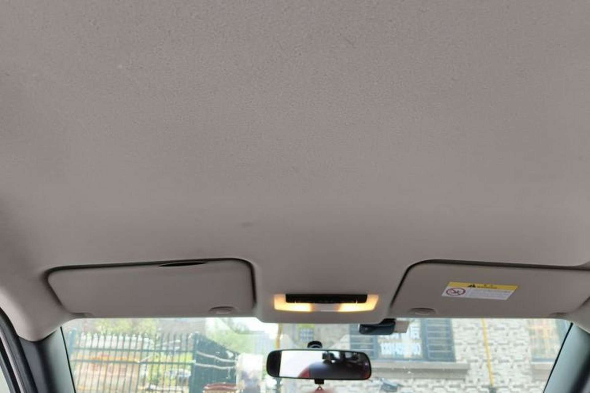 Used Nissan Kicks 2019 1.5L CVT Cool Enjoy Edition Headliner