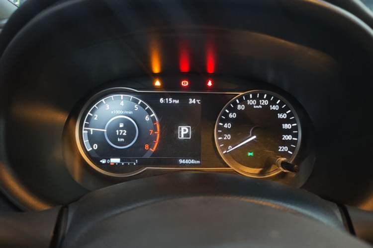 Used Nissan Kicks 2019 1.5L CVT Smart Connect Luxury Edition Instrument Cluster