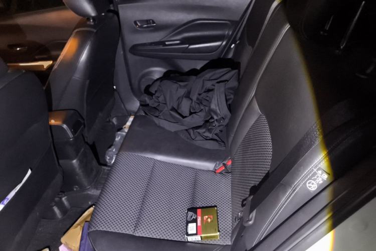 Used Nissan Kicks 2019 1.5L CVT Smart Connect Luxury Edition Left Rear Seat