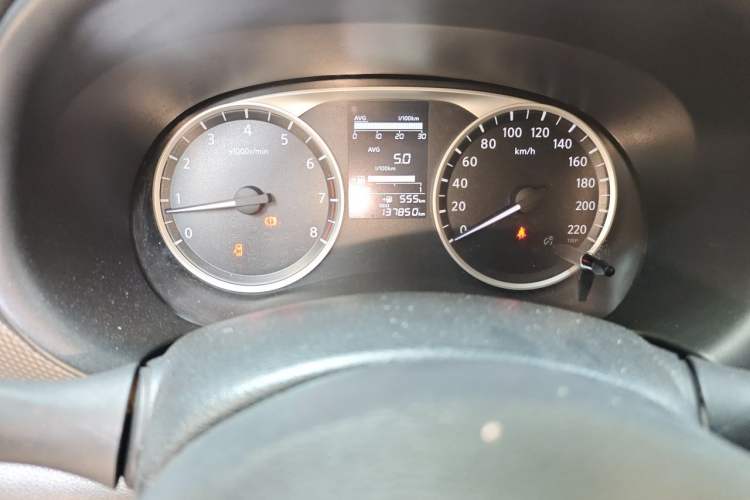 Used Nissan Kicks 2019 1.5L Manual Cool Edition Odometer Close Up
