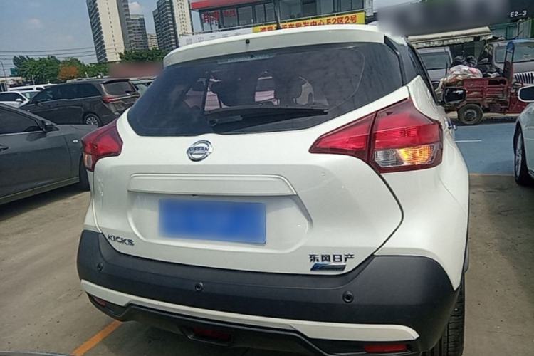Used Nissan Kicks 2019 1.5L CVT Smart Connect Luxury Edition Rear