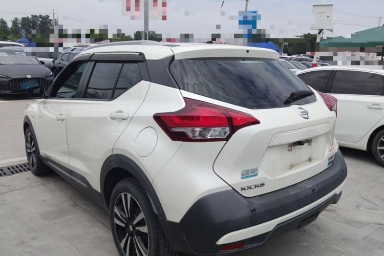 Used Nissan Kicks 2019 1.5L CVT Cool Enjoy Edition Rear Left 45 Deg