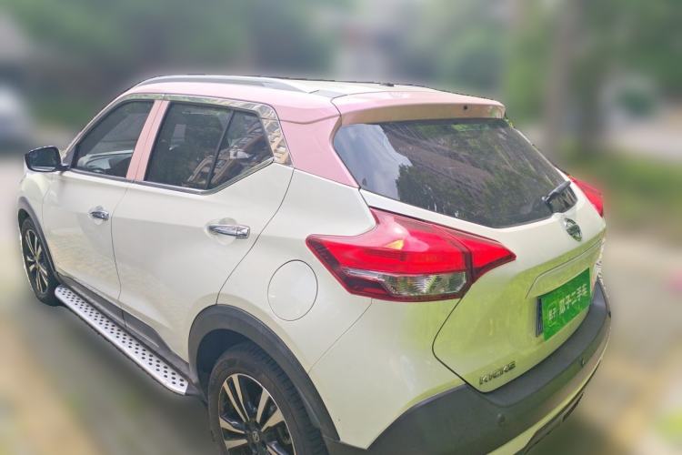 Used Nissan Kicks 2019 1.5L CVT Smart Connect Luxury Edition Rear Left 45 Deg