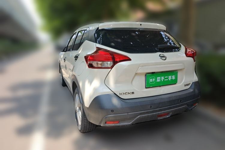 Used Nissan Kicks 2019 1.5L Manual Cool Edition Rear Left 45 Deg
