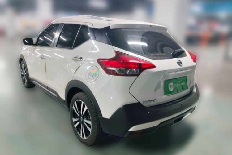 Used Nissan Kicks 2019 1.5L CVT Smart Connect Luxury Edition Rear Left 45 Deg