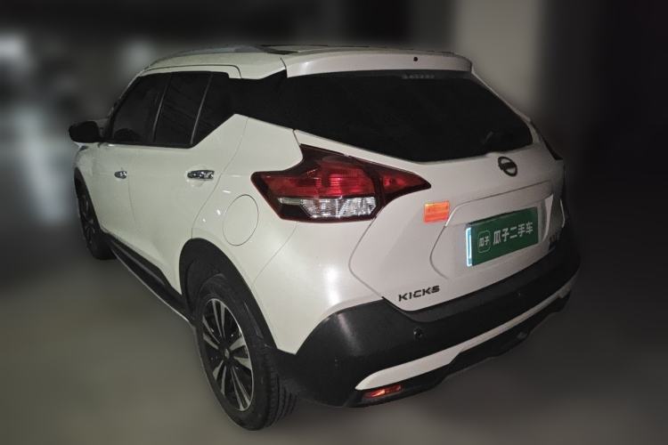Used Nissan Kicks 2019 1.5L CVT Smart Connect Deluxe Edition Rear Left 45 Deg