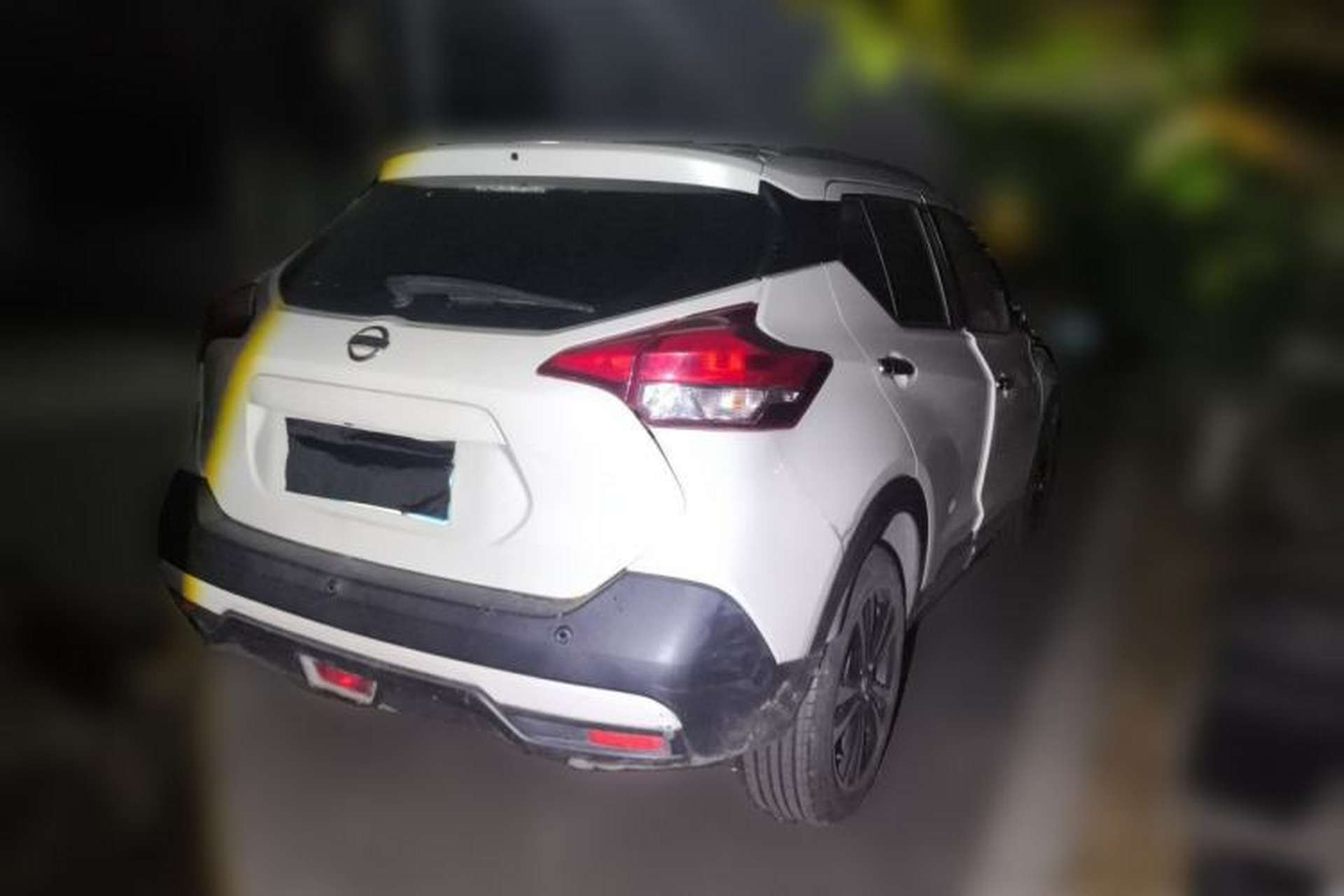 Used Nissan Kicks 2019 1.5L CVT Smart Connect Luxury Edition Rear Right 45 Deg