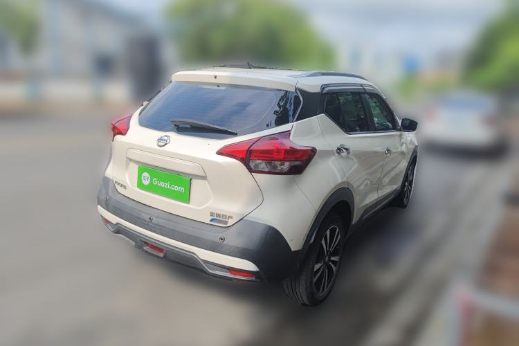 Used Nissan Kicks 2019 1.5L CVT Smart Connect Luxury Edition Rear Right 45 Deg
