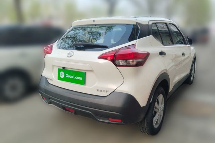 Used Nissan Kicks 2019 1.5L Manual Cool Edition Rear Right 45 Deg