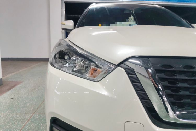 Used Nissan Kicks 2019 1.5L CVT Smart Connect Luxury Edition Right Front Headlight