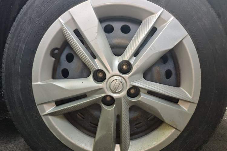 Used Nissan Kicks 2019 1.5L Manual Cool Edition Right Front Wheel Hub